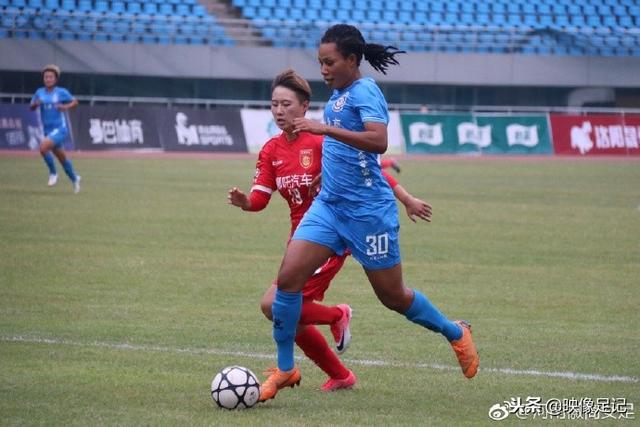 12轮8球领跑中超射手榜 王钰栋为什么会爆发？